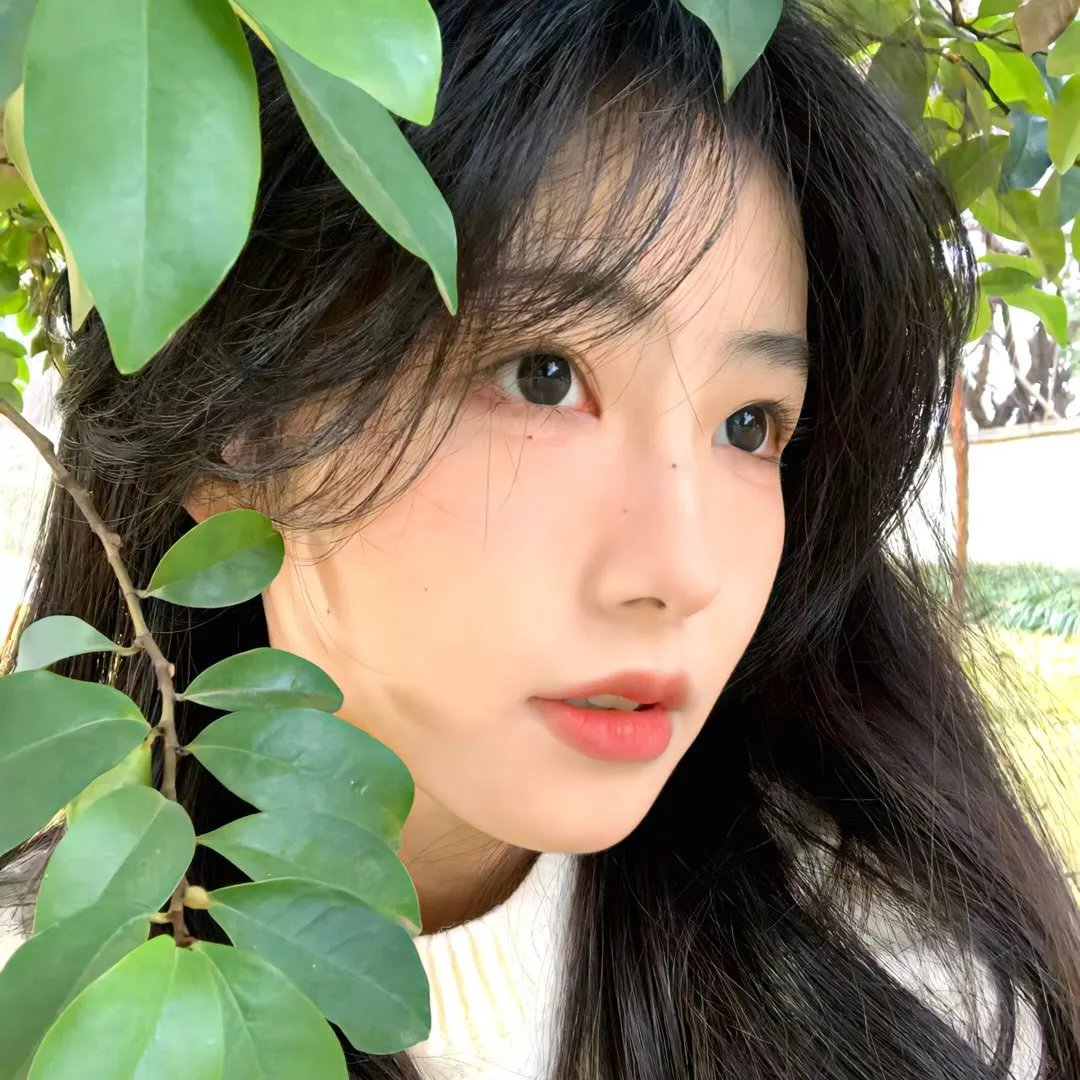 巨型女的袭击(原声版)